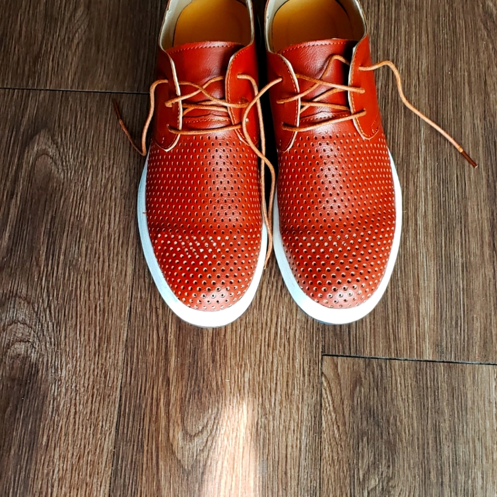 Mens casual shoes